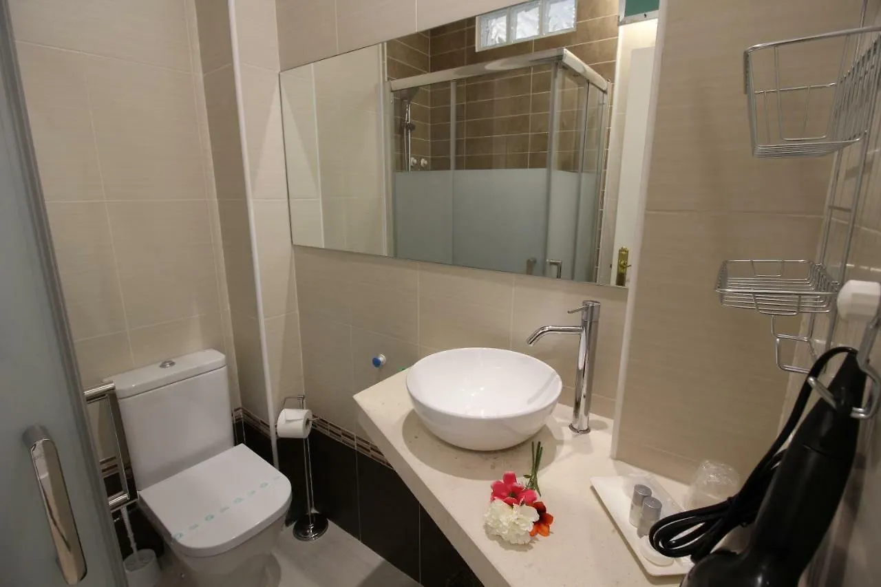Apartamentos Romero Luna Málaga Lägenhet